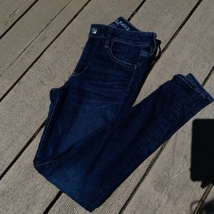 American Eagle Hi-Rise Jeans